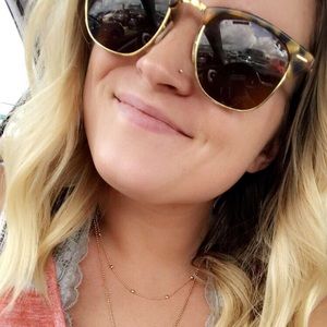 Meet your Posher, Madison